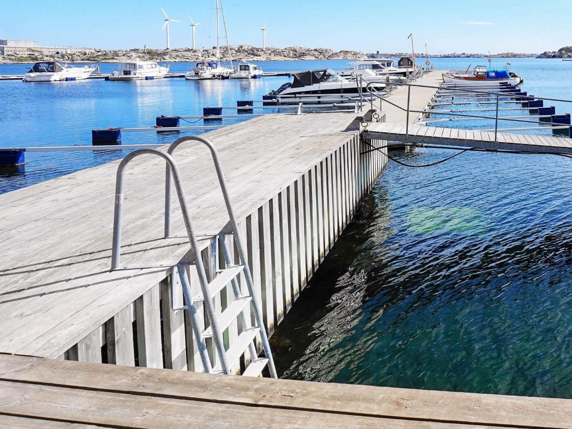2 Person Holiday Home In R Nn Ng Rönnäng Esterno foto